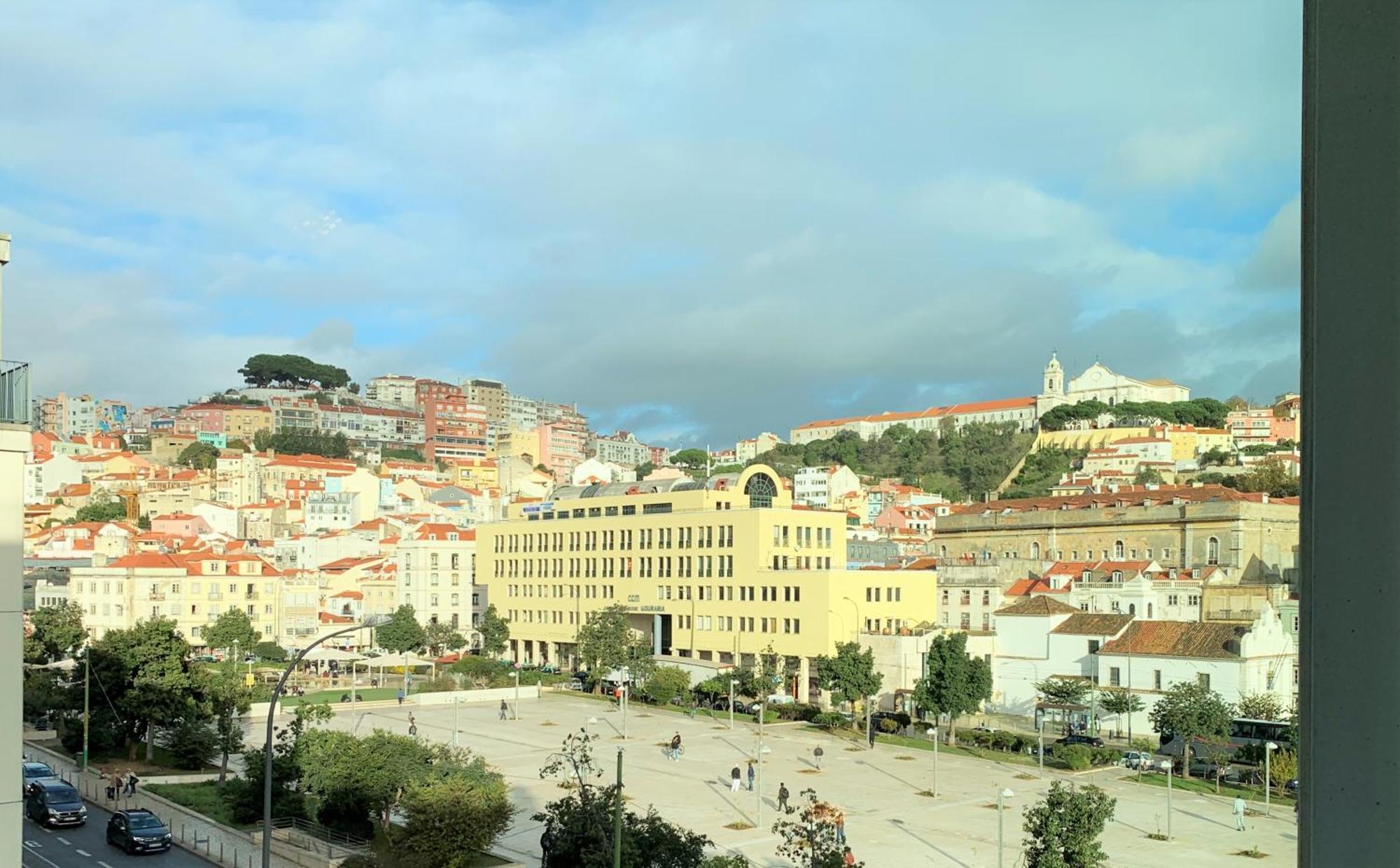 Mm2 Dowtown Baixa-rossio With Castle View And Free Parking Apartment Lisbon