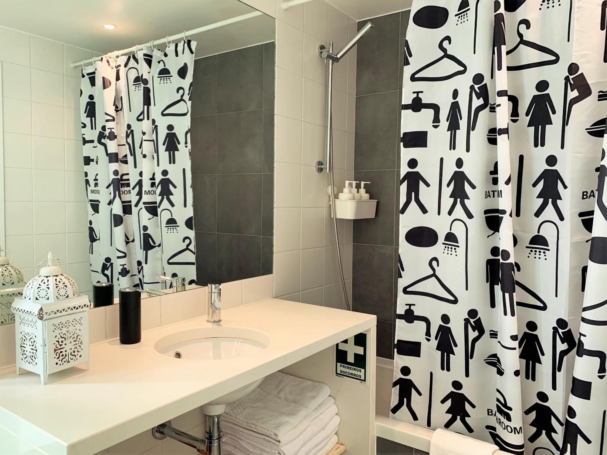 Apartment Mm2 Dowtown Baixa-rossio With Castle View And Free Parking Lisbon