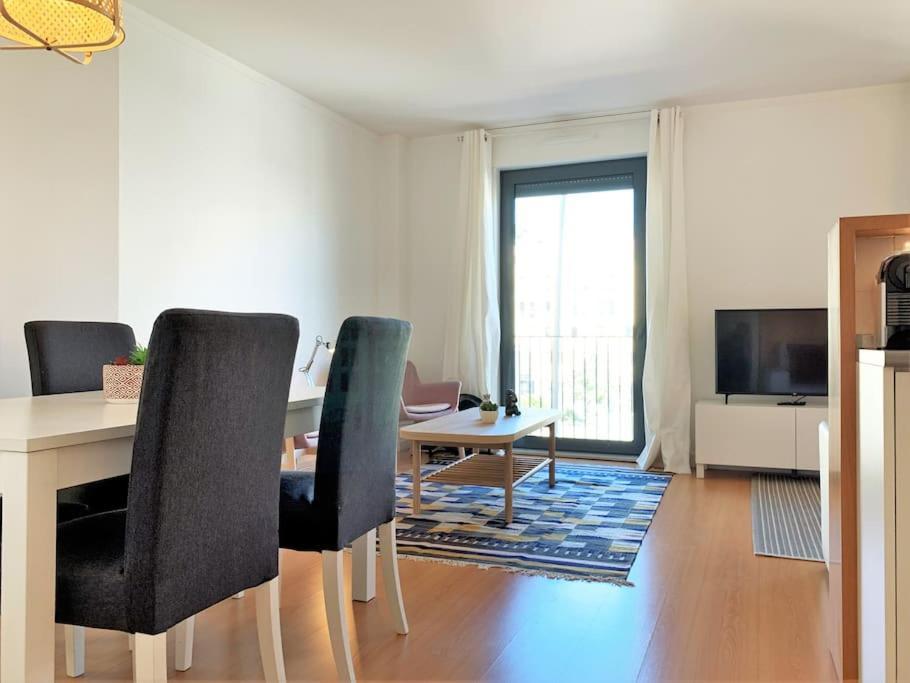 Mm2 Center * Baixa/rossio * Castle View * Parking! Apartment *