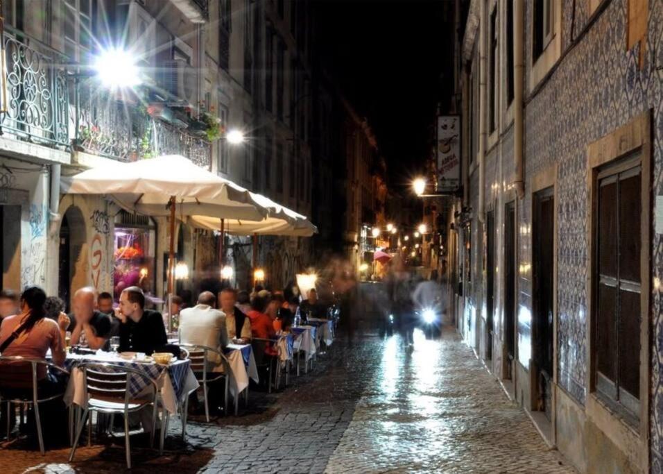 Mm2 Center * Baixa/rossio * Castle View * Parking! Apartment *