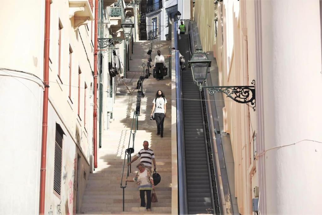 Apartment Mm2 Center * Baixa/rossio * Castle View * Parking! Lisbon